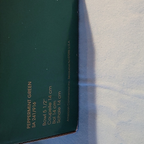 Vintage Mikasa Peppermint Green Nut Bowl - Picture 3 of 4
